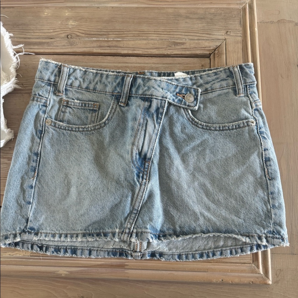 Zara mini denim skirt
